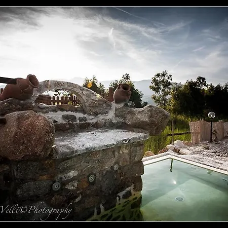Dolores Castle Apart Otel 3*